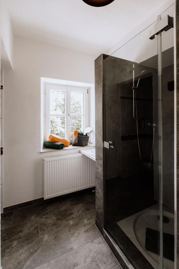باد اوسي Das Schutzhaus-Bed And Breakfast-Dein Basislager Im Salzkammergut المظهر الخارجي الصورة