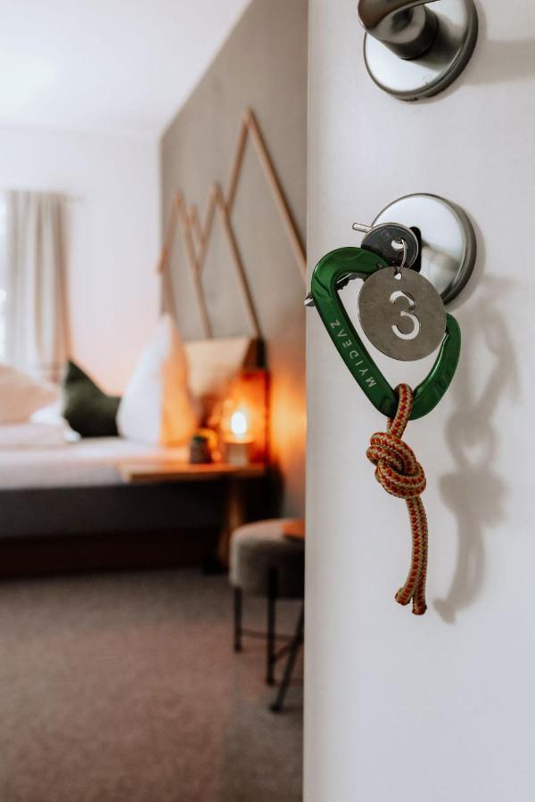 باد اوسي Das Schutzhaus-Bed And Breakfast-Dein Basislager Im Salzkammergut المظهر الخارجي الصورة